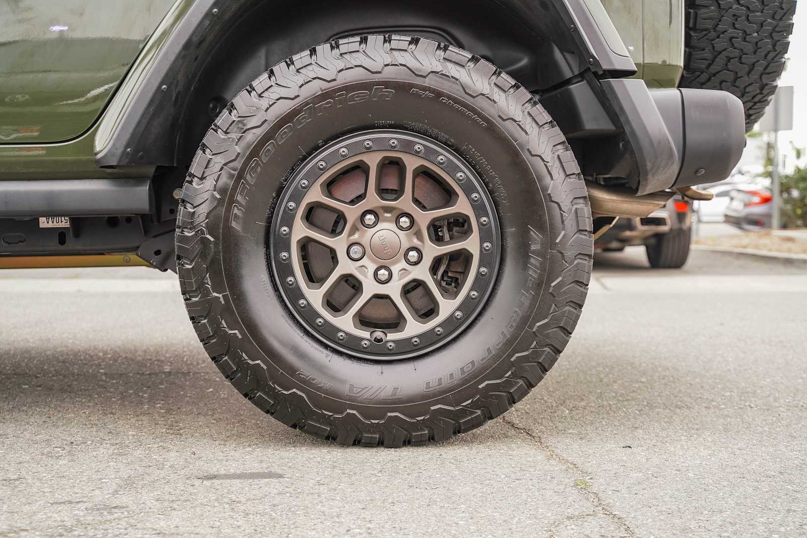 Thumbnail: 2022 Jeep Wrangler - 8