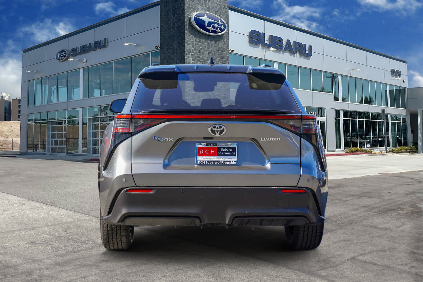 Thumbnail: 2023 Toyota bZ4X - 5