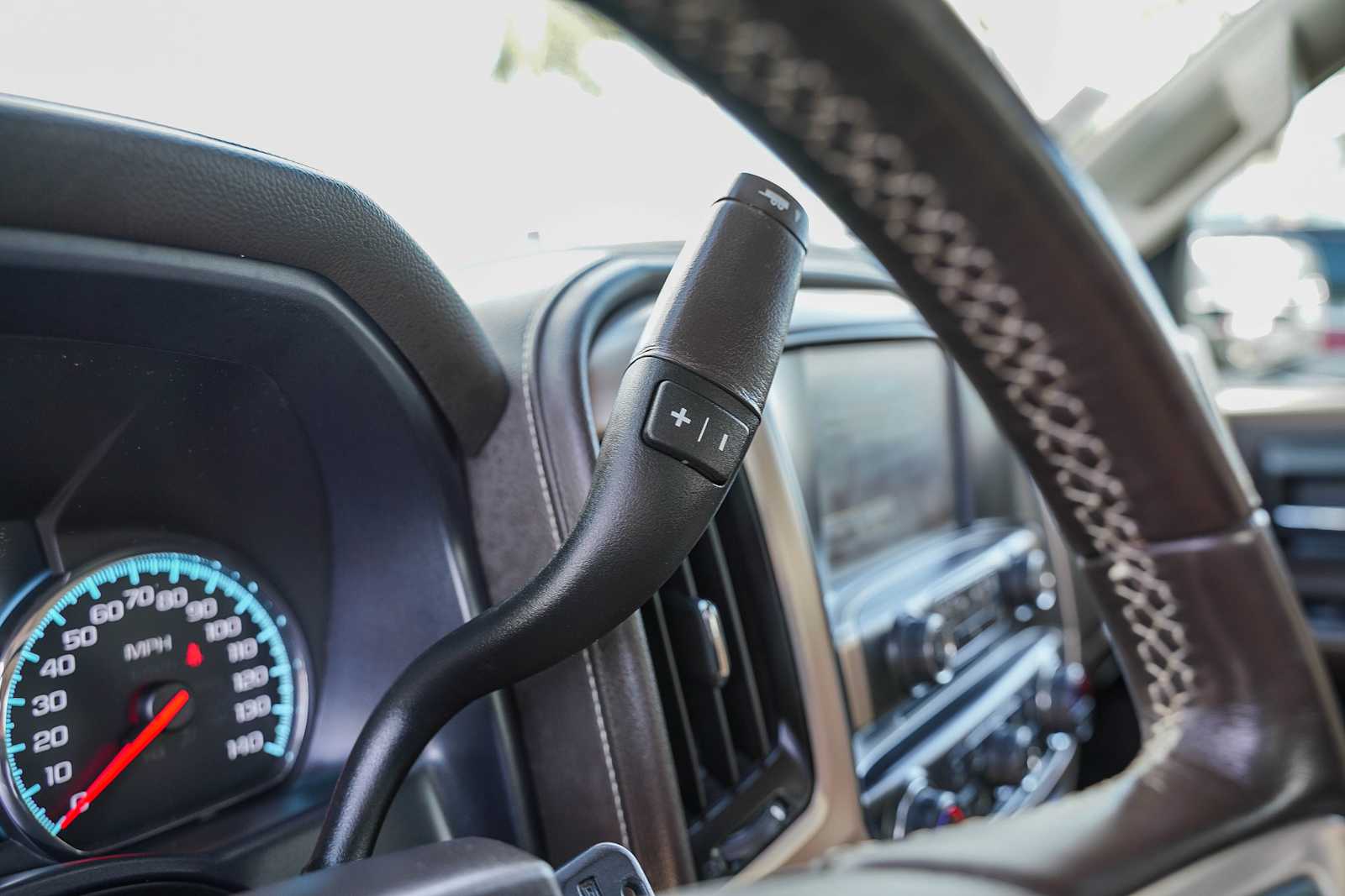 Thumbnail: 2018 GMC Sierra 1500 - 17