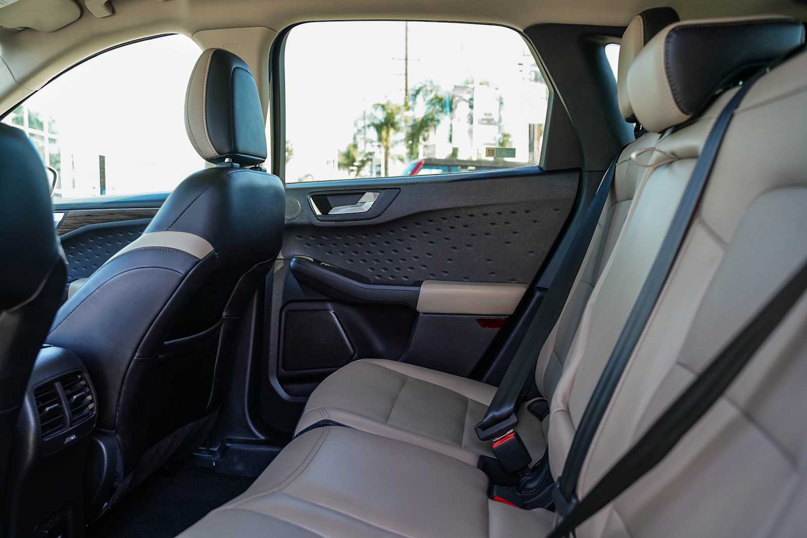 Thumbnail: 2020 Ford Escape - 16