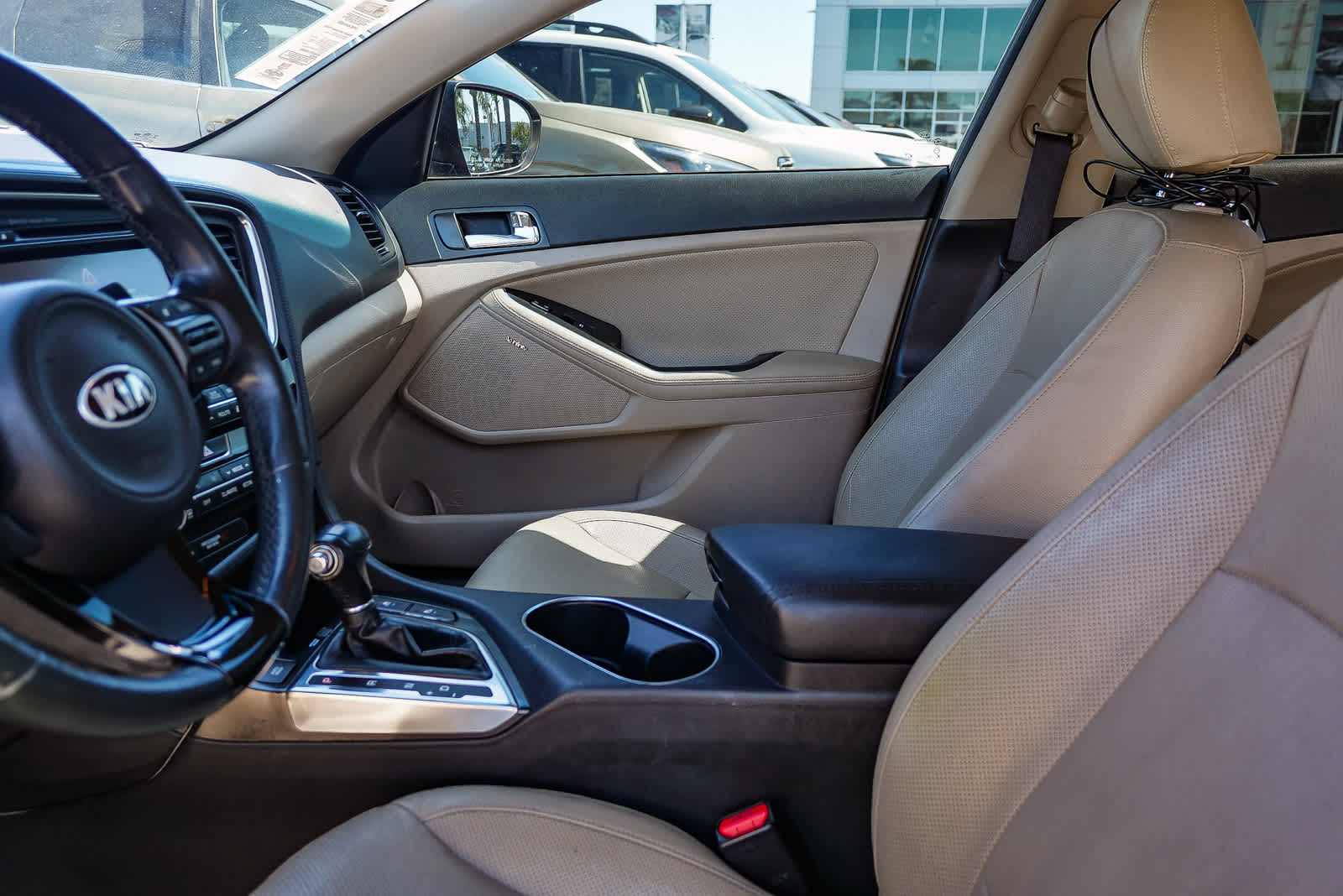 Thumbnail: 2014 Kia Optima - 17