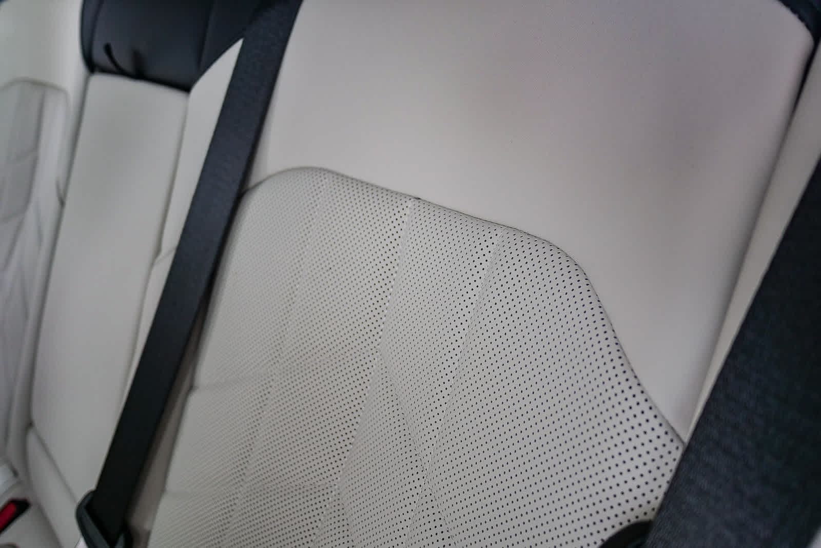 Thumbnail: 2024 BMW i5 - 13