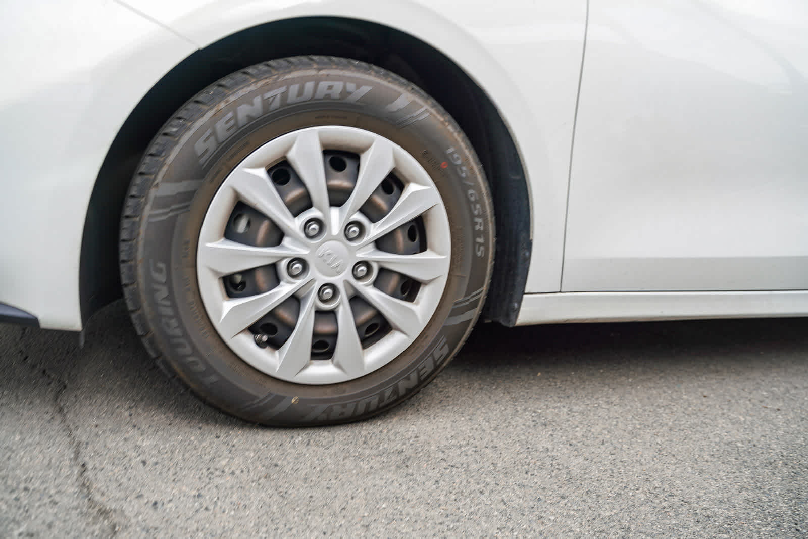 2021 Kia Forte FE photo 2