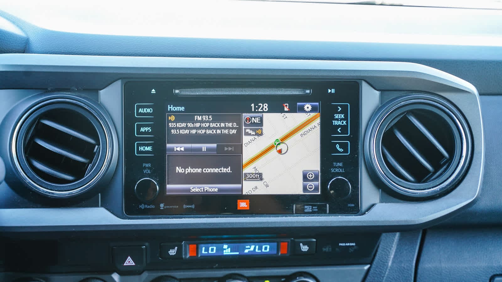 Thumbnail: 2019 Toyota Tacoma - 14