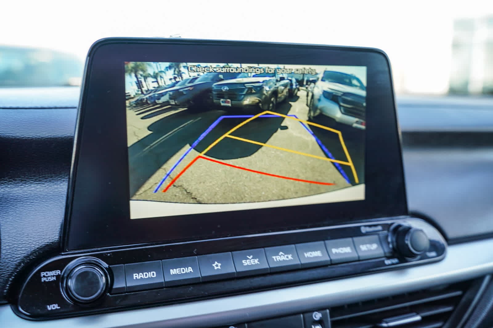 Thumbnail: 2021 Kia Forte - 24