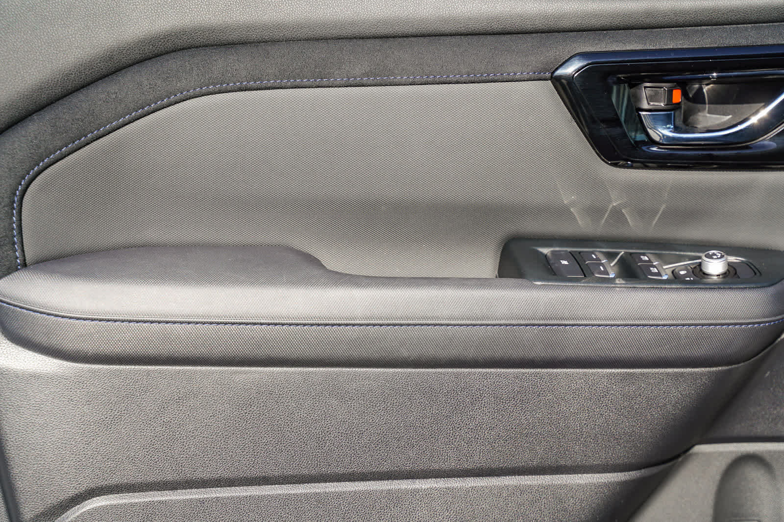 Thumbnail: 2025 Subaru Forester - 20