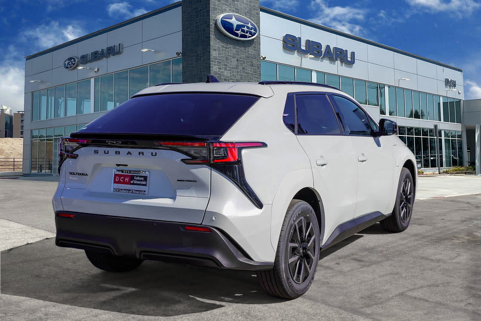 Thumbnail: 2026 Subaru Solterra - 4