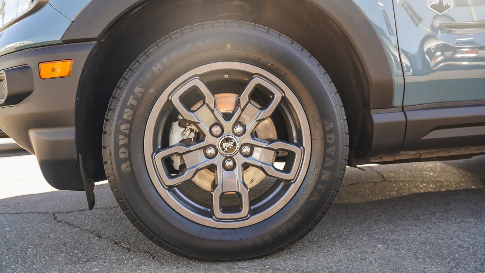 Thumbnail: 2022 Ford Bronco Sport - 8