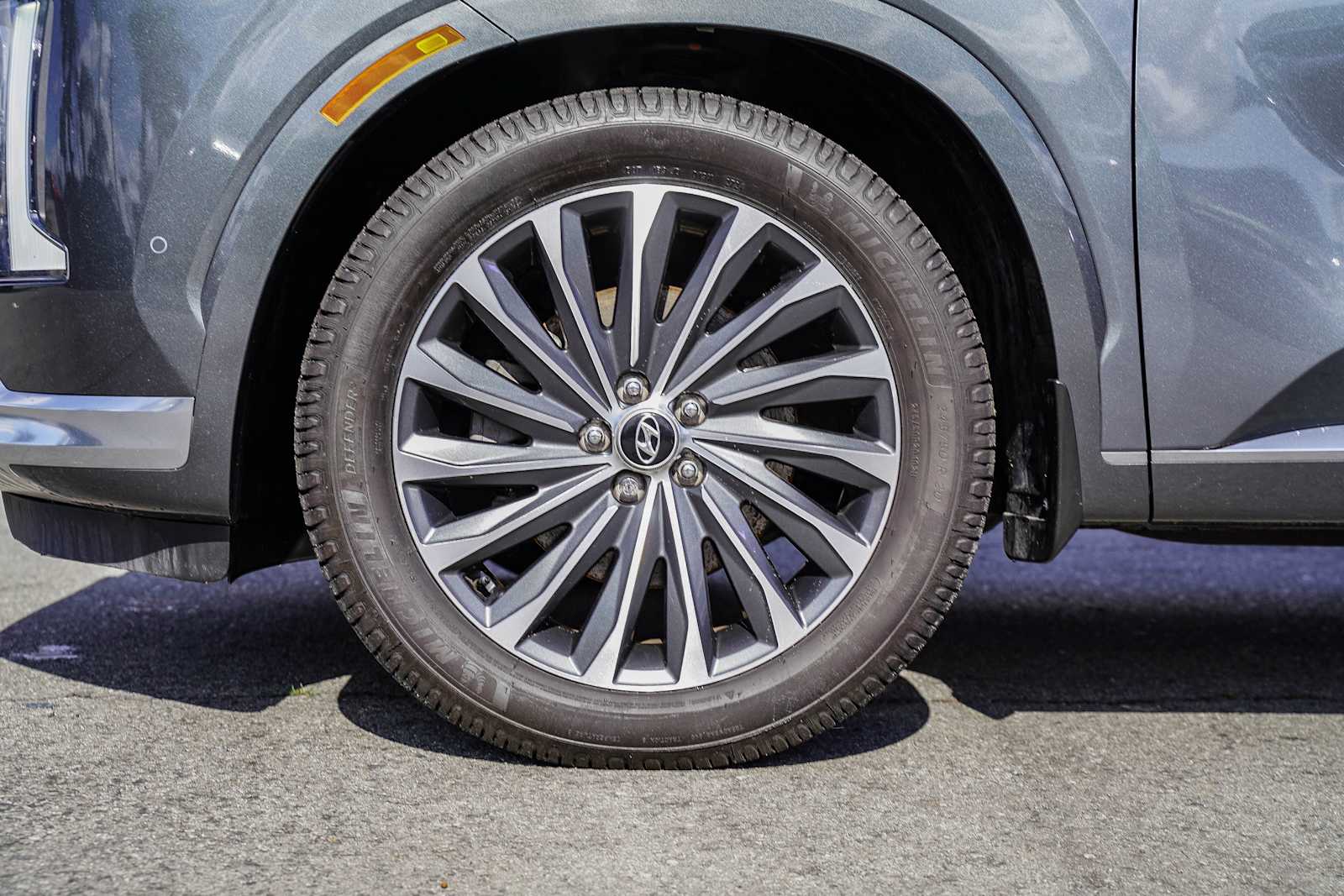 Thumbnail: 2023 Hyundai Palisade - 9