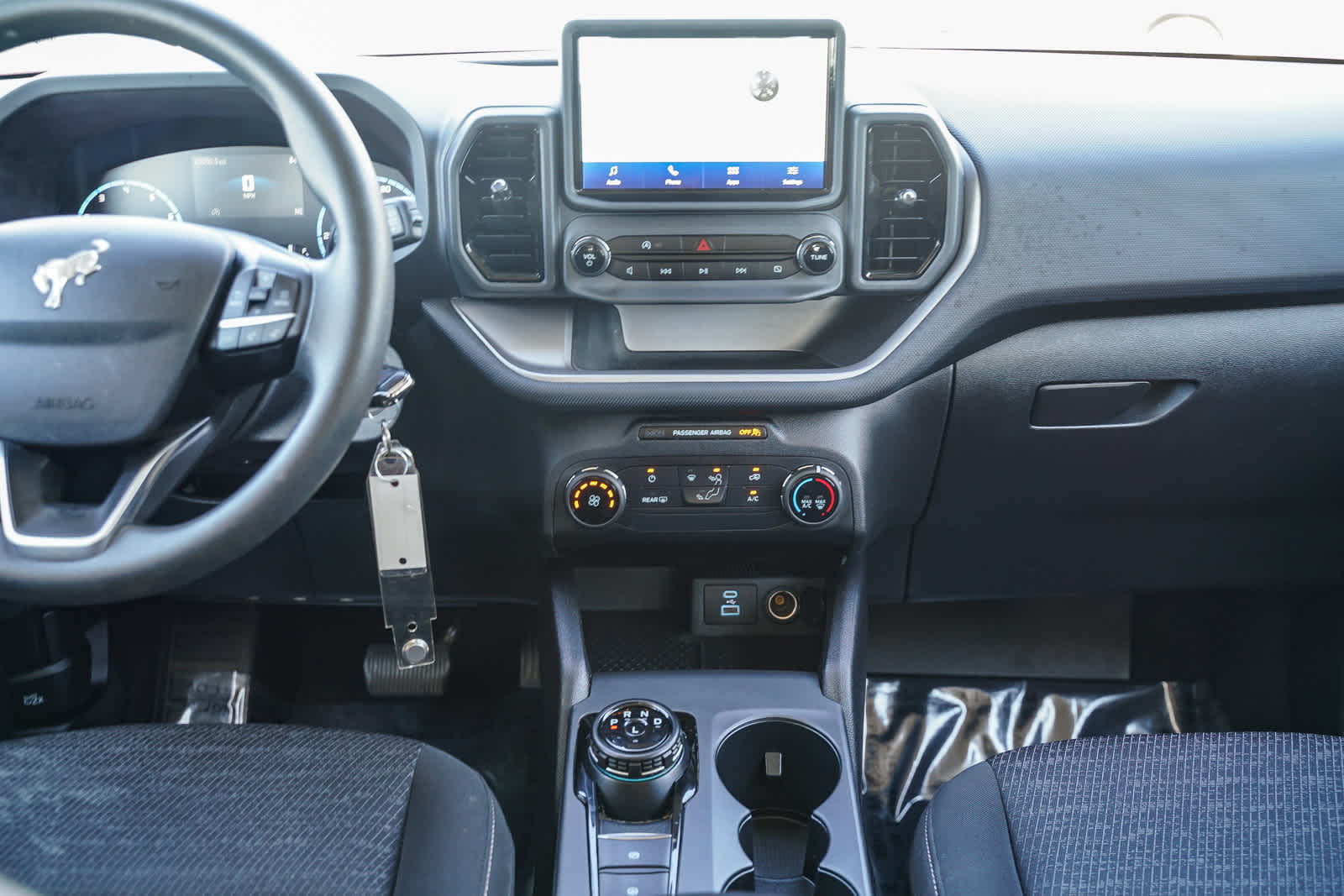 Thumbnail: 2022 Ford Bronco Sport - 12