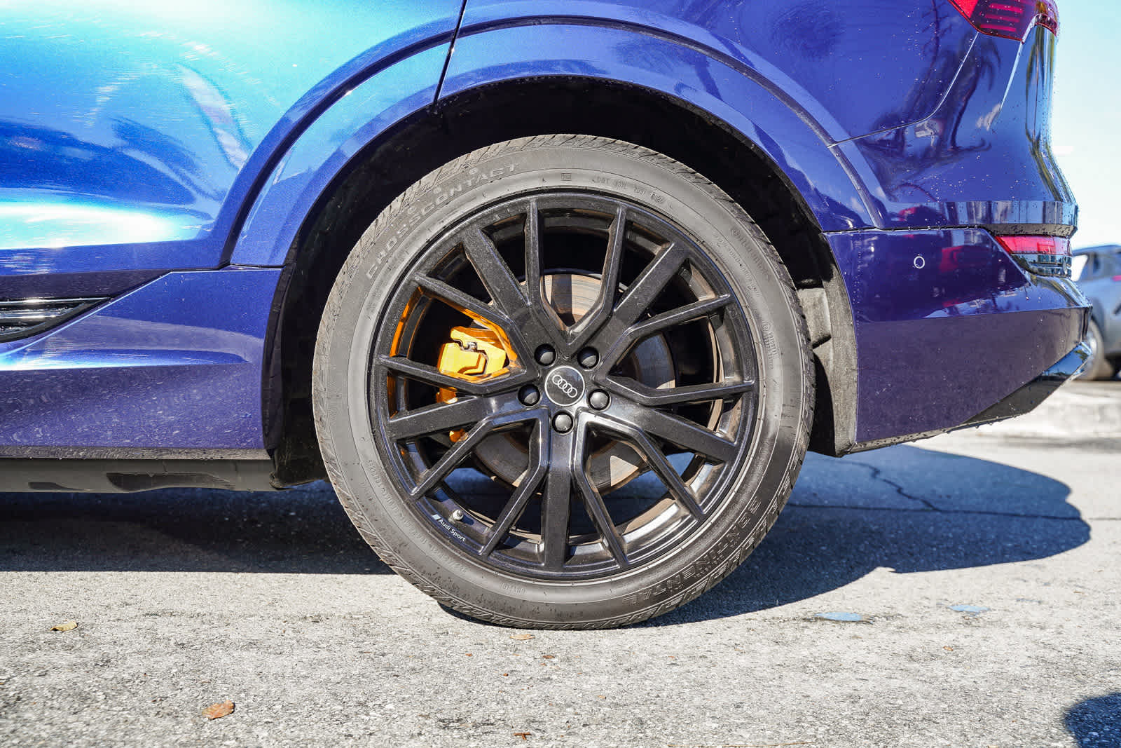 Thumbnail: 2022 Audi e-tron - 8