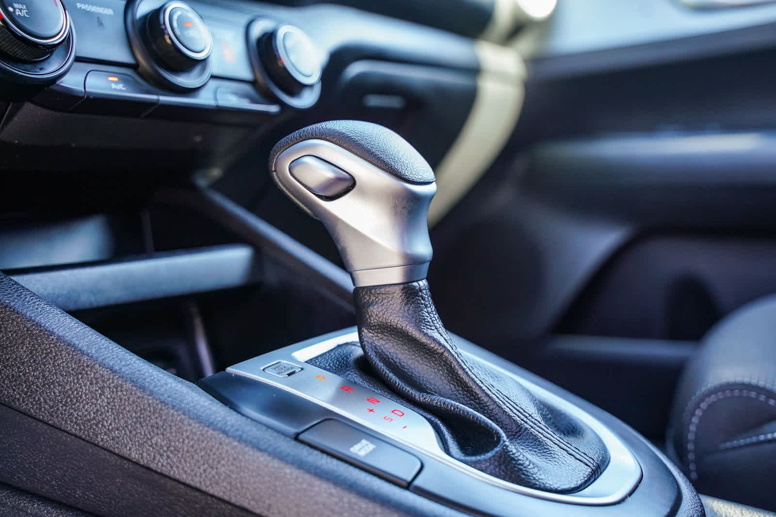 Thumbnail: 2021 Kia Forte - 21