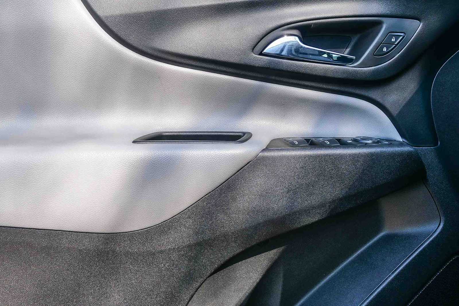 Thumbnail: 2024 Chevrolet Equinox - 15