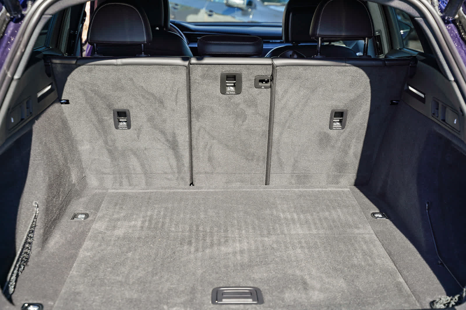 Thumbnail: 2022 Audi e-tron - 26