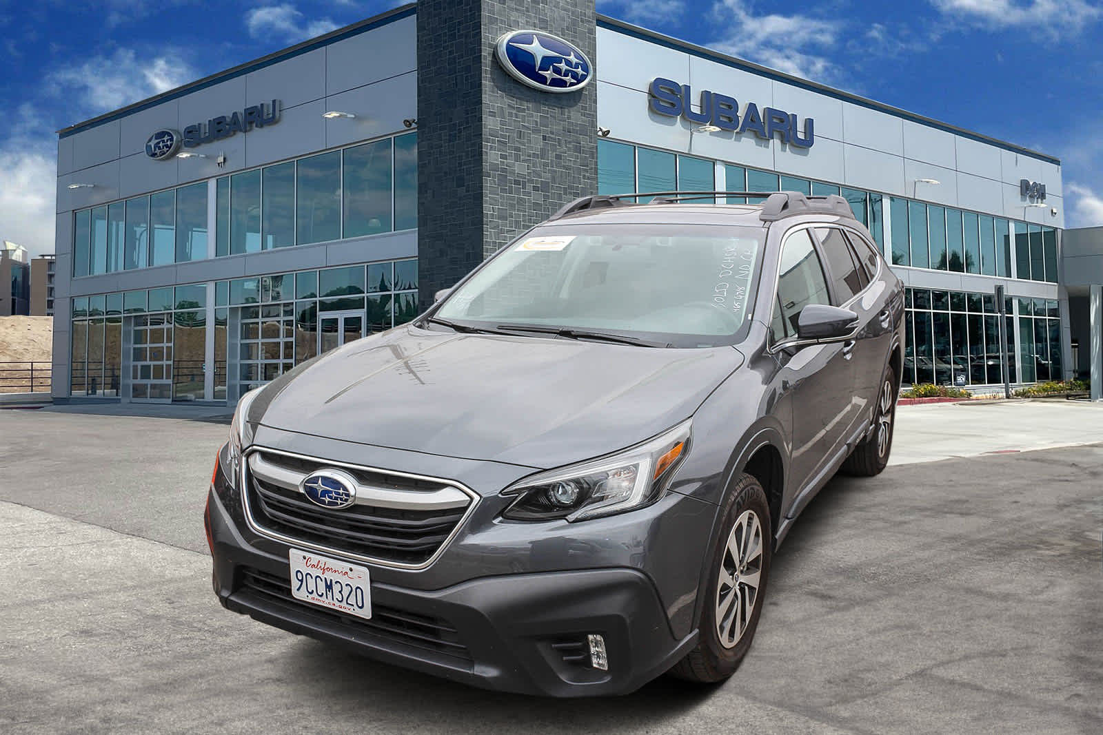 2022 Subaru Outback Premium -
                  Riverside, CA