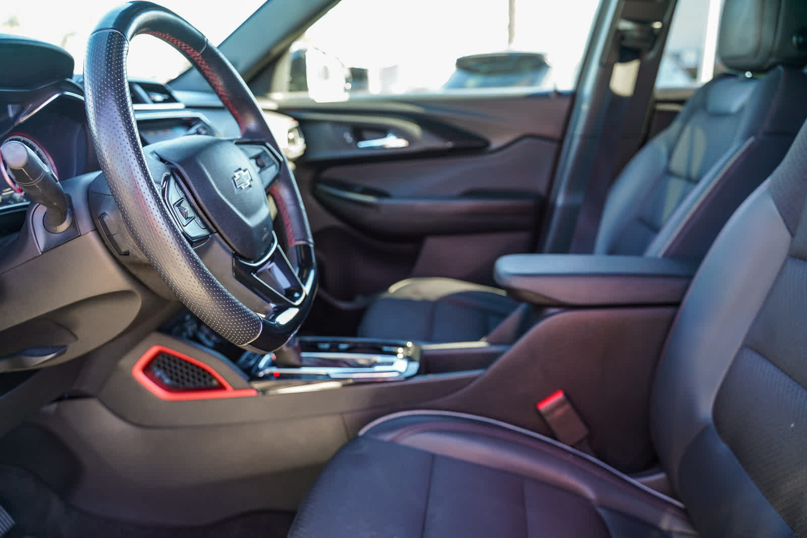 Thumbnail: 2023 Chevrolet TrailBlazer - 17