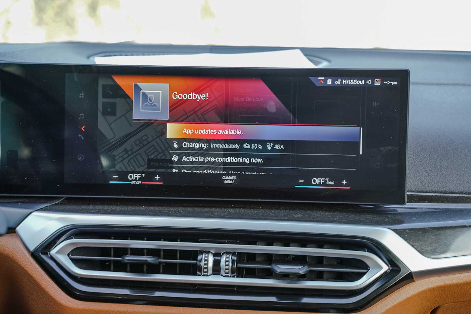 Thumbnail: 2022 BMW i4 - 13