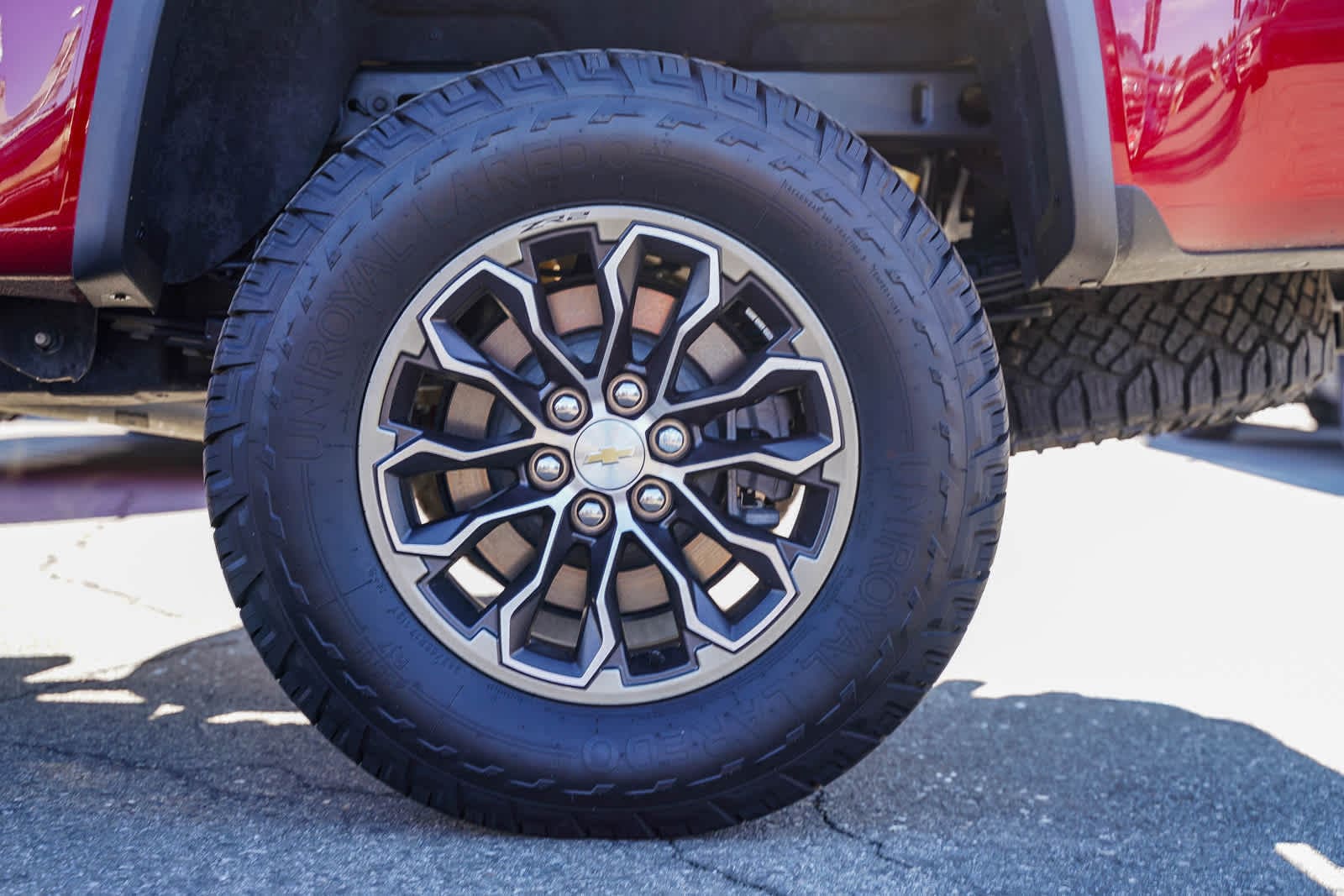 Thumbnail: 2021 Chevrolet Colorado - 8