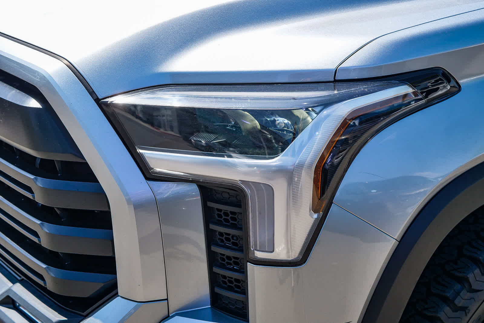 Thumbnail: 2023 Toyota Tundra - 10