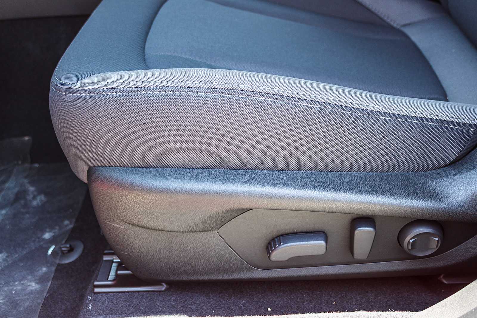 Thumbnail: 2025 Subaru Crosstrek - 20