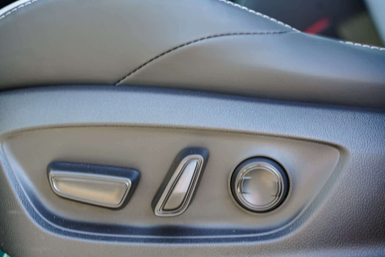 Thumbnail: 2026 Subaru Solterra - 19