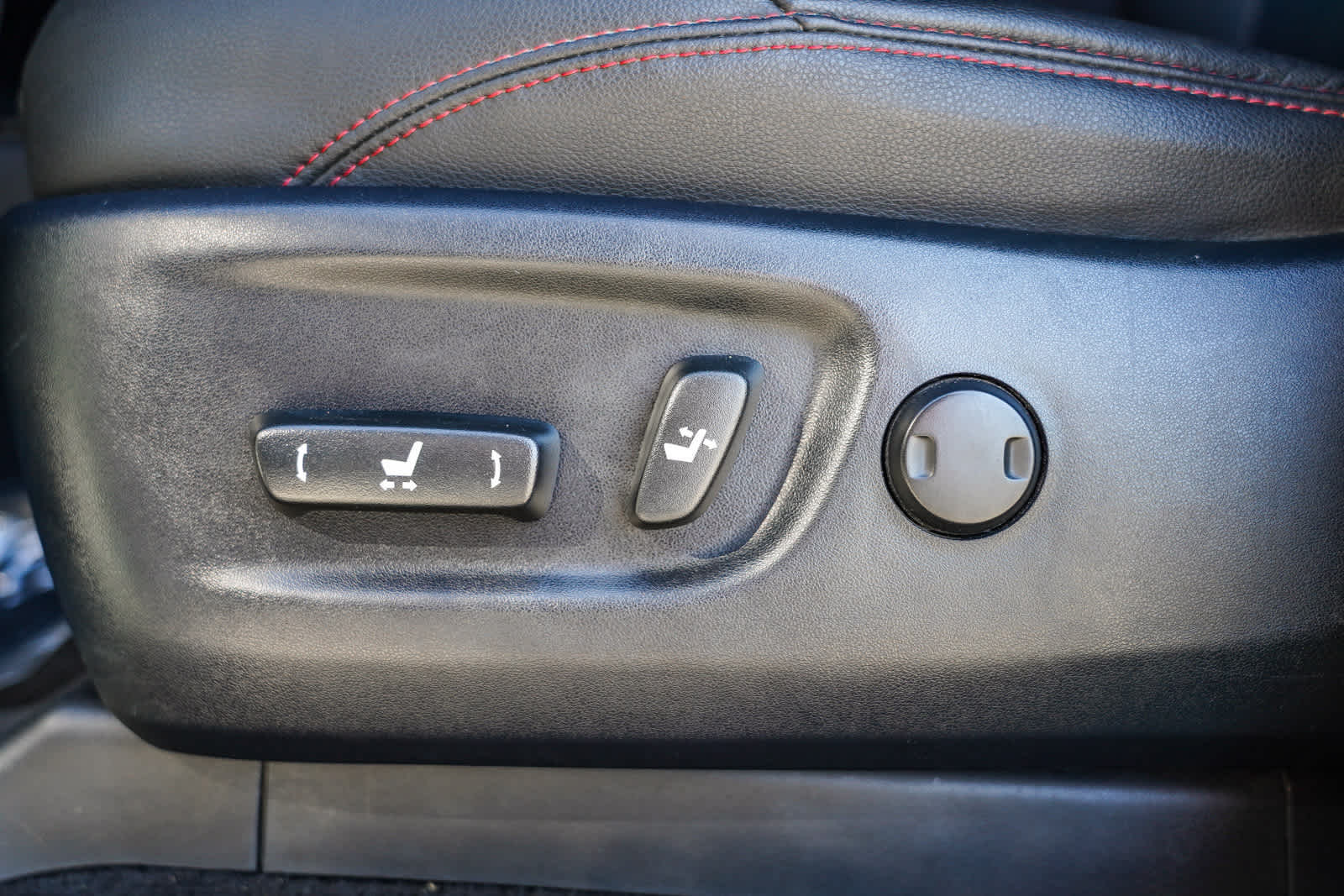 Thumbnail: 2020 Toyota 4Runner - 19