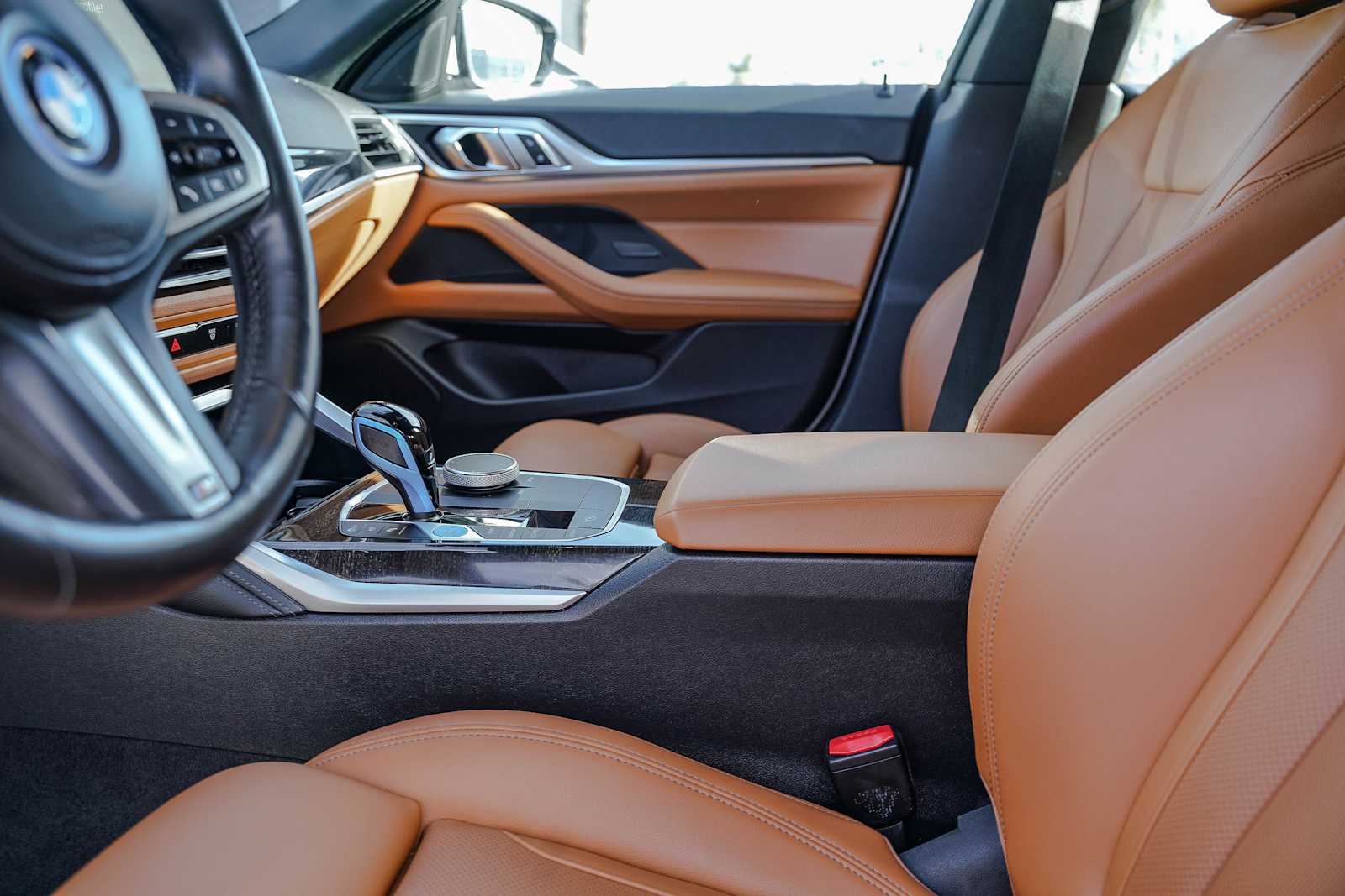 Thumbnail: 2022 BMW i4 - 16