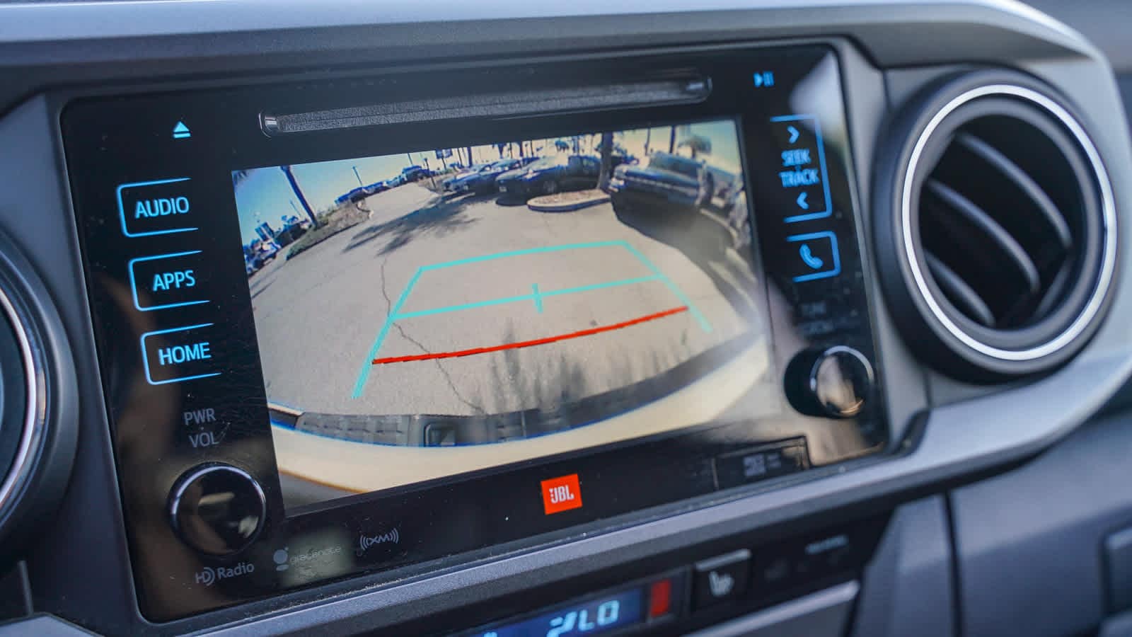 Thumbnail: 2019 Toyota Tacoma - 25