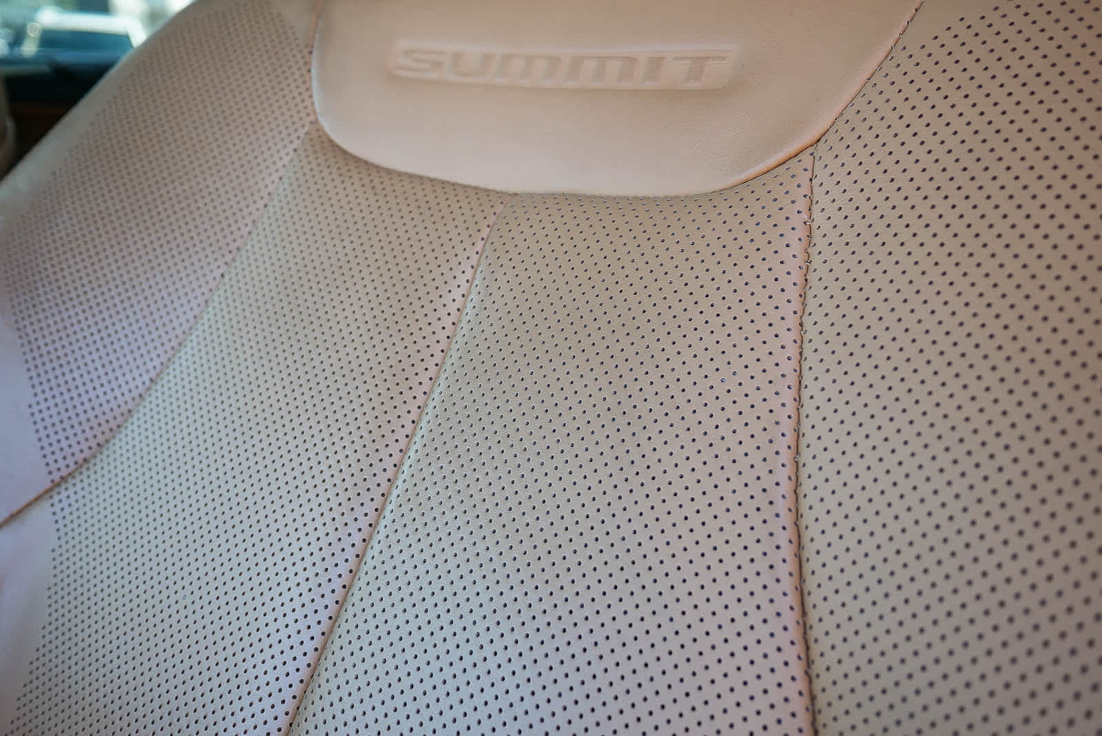 Thumbnail: 2021 Jeep Grand Cherokee L - 16