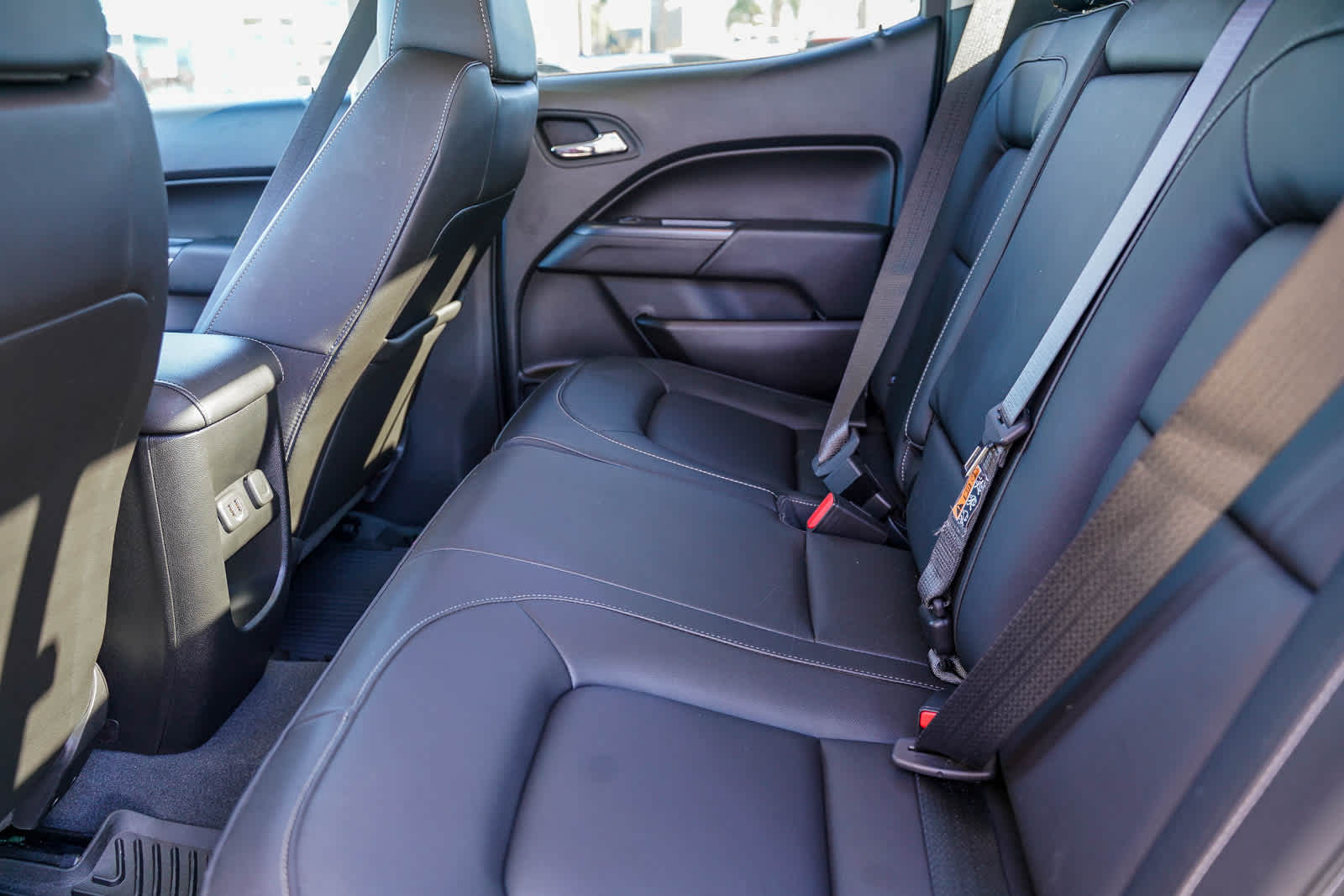 Thumbnail: 2021 Chevrolet Colorado - 16