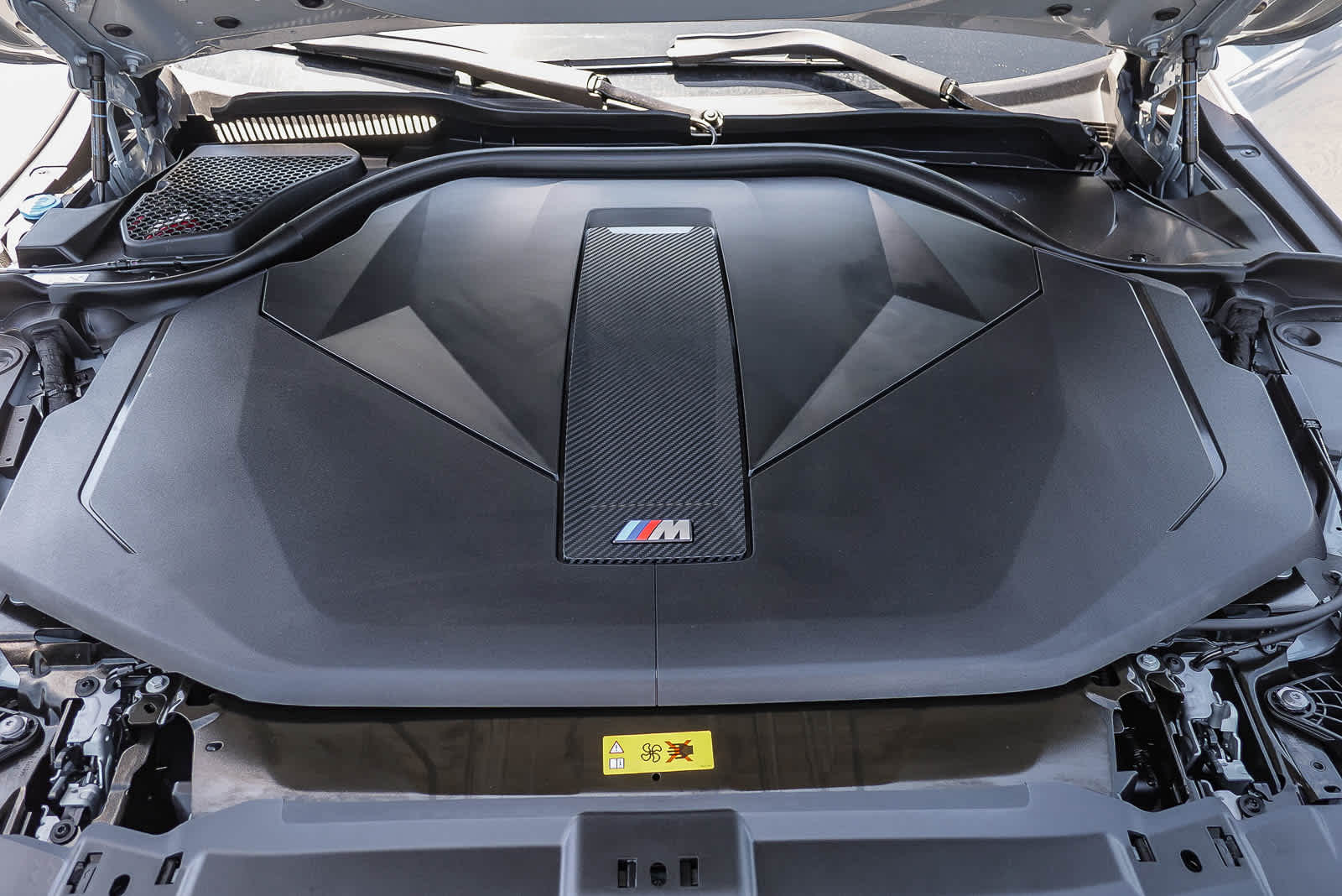 Thumbnail: 2024 BMW i5 - 23