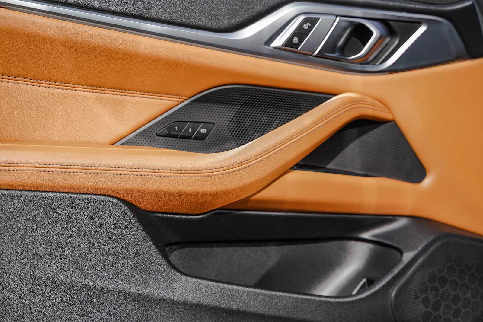 Thumbnail: 2022 BMW i4 - 19