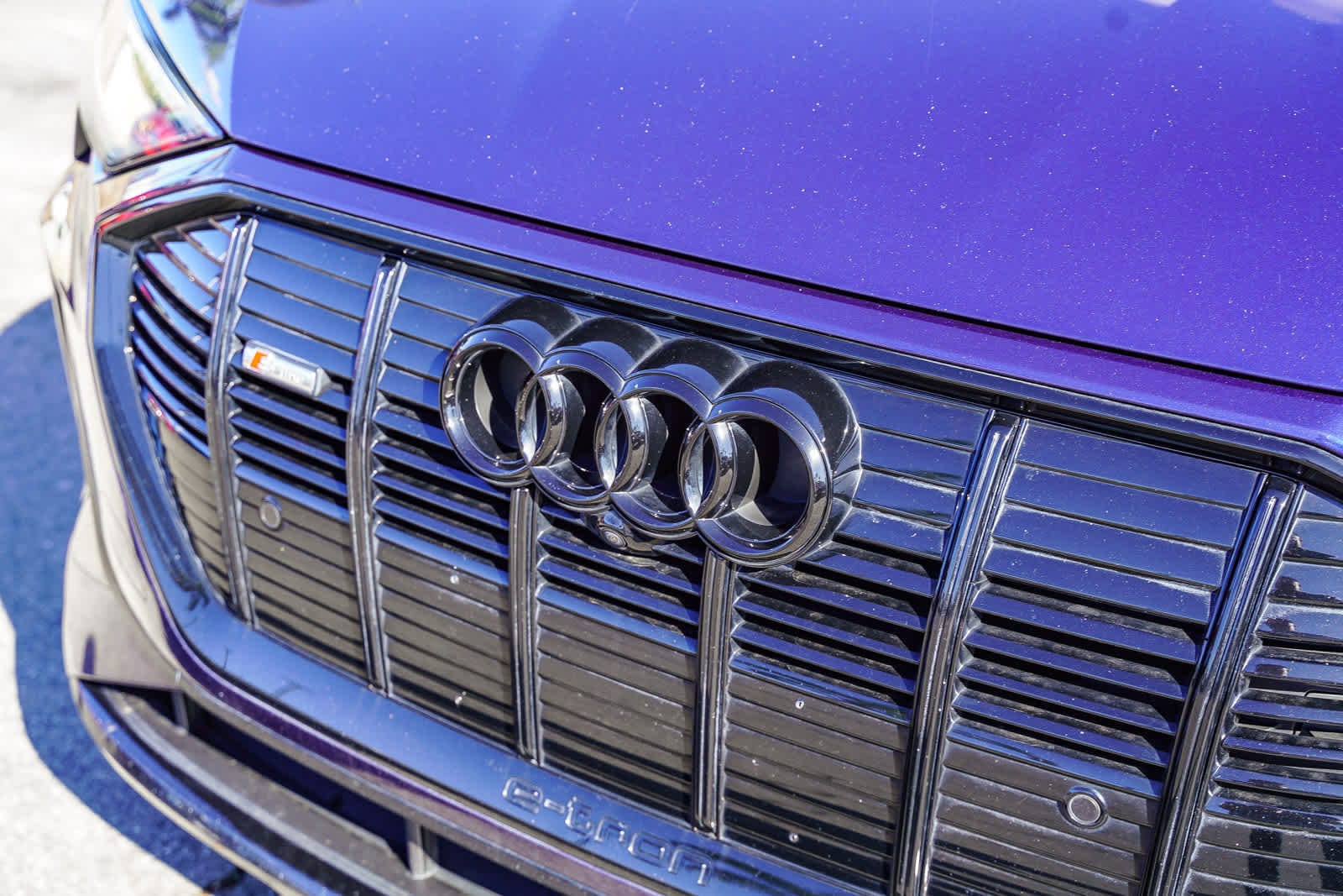 Thumbnail: 2022 Audi e-tron - 11