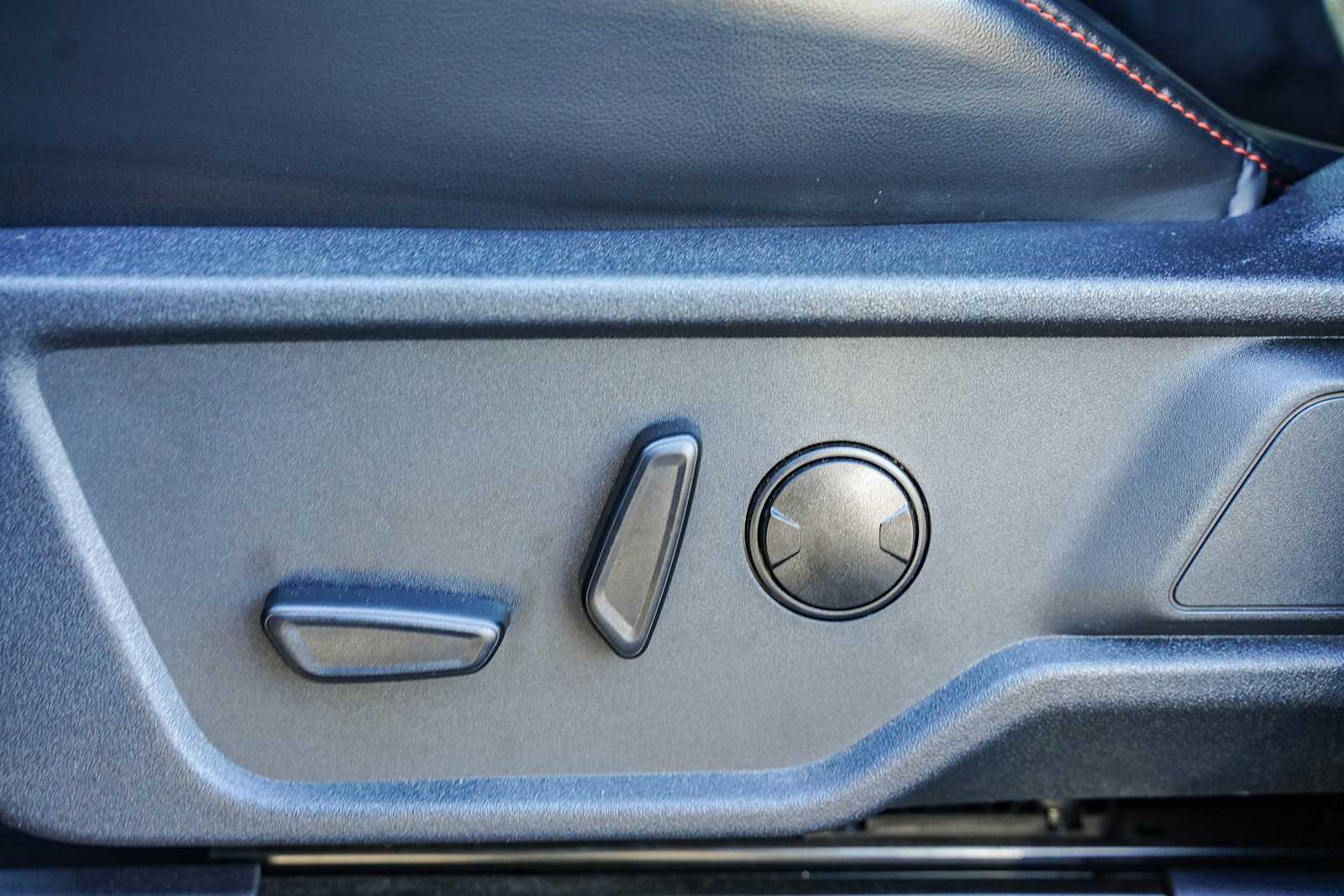 Thumbnail: 2024 Ford Bronco - 18