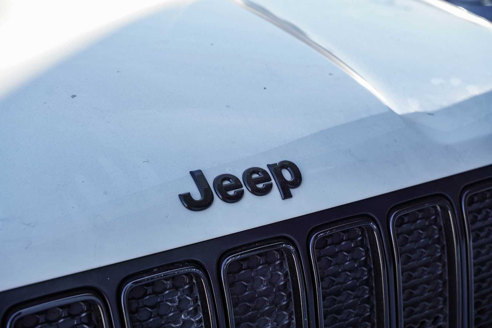 Thumbnail: 2020 Jeep Renegade - 4