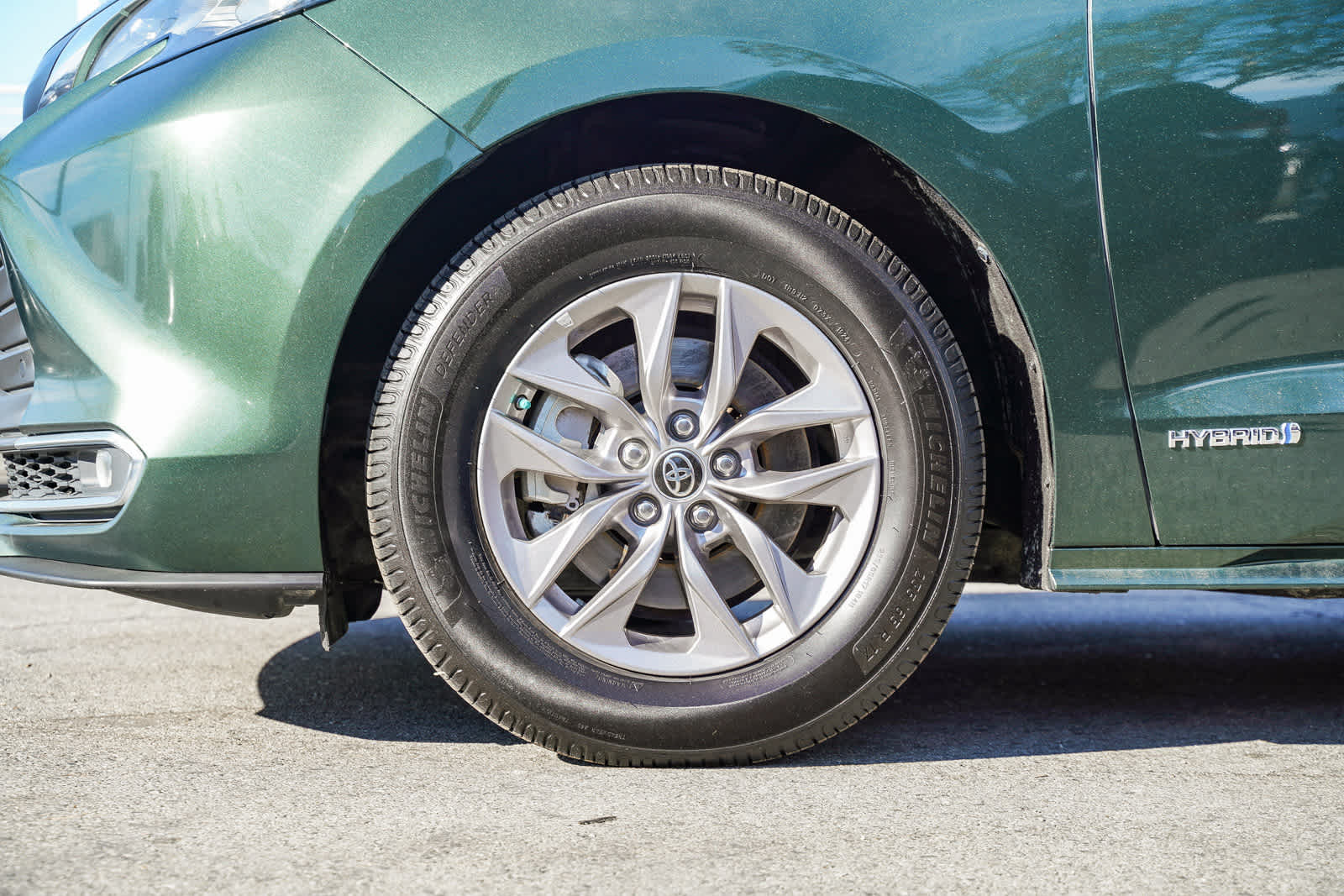 Thumbnail: 2021 Toyota Sienna - 9