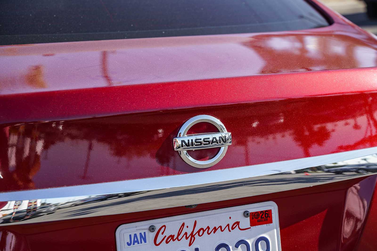 Thumbnail: 2016 Nissan Altima - 16