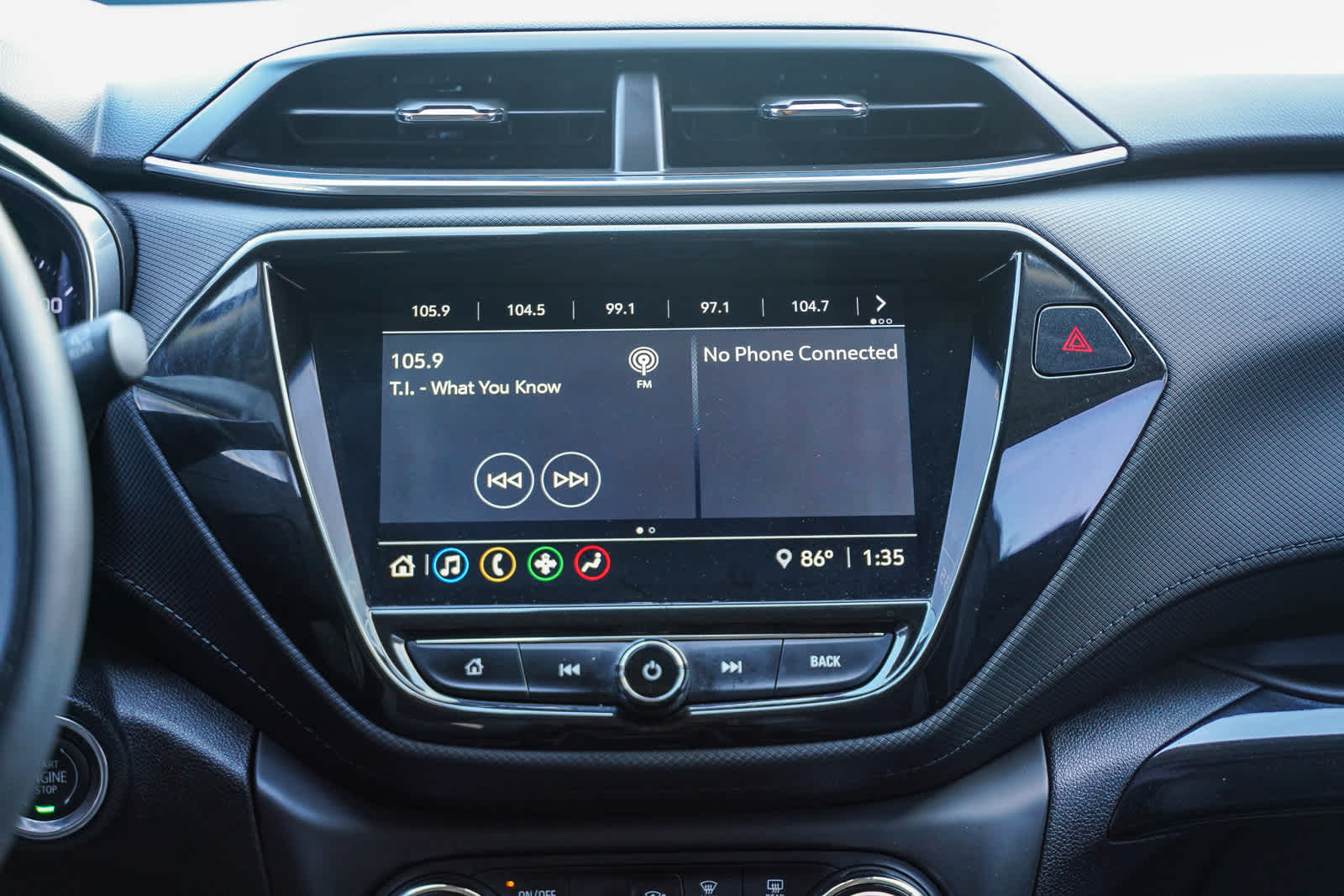 Thumbnail: 2021 Chevrolet TrailBlazer - 14