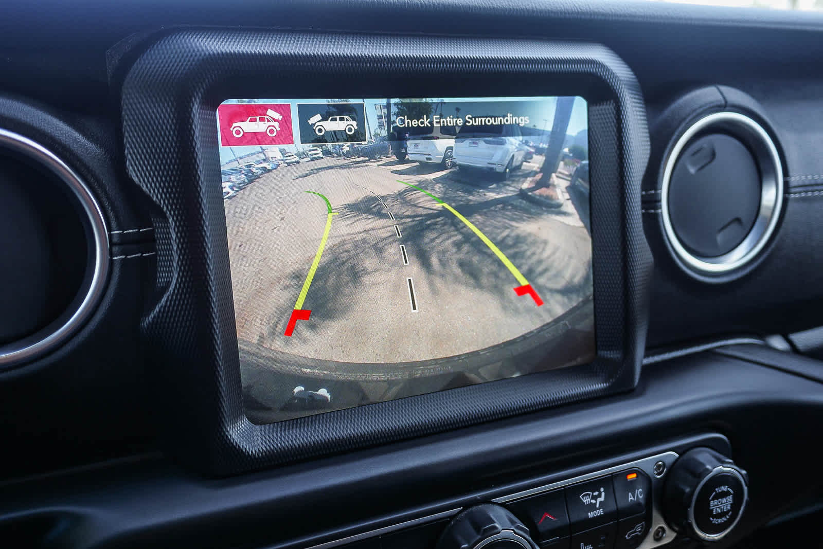 Thumbnail: 2021 Jeep Wrangler - 25