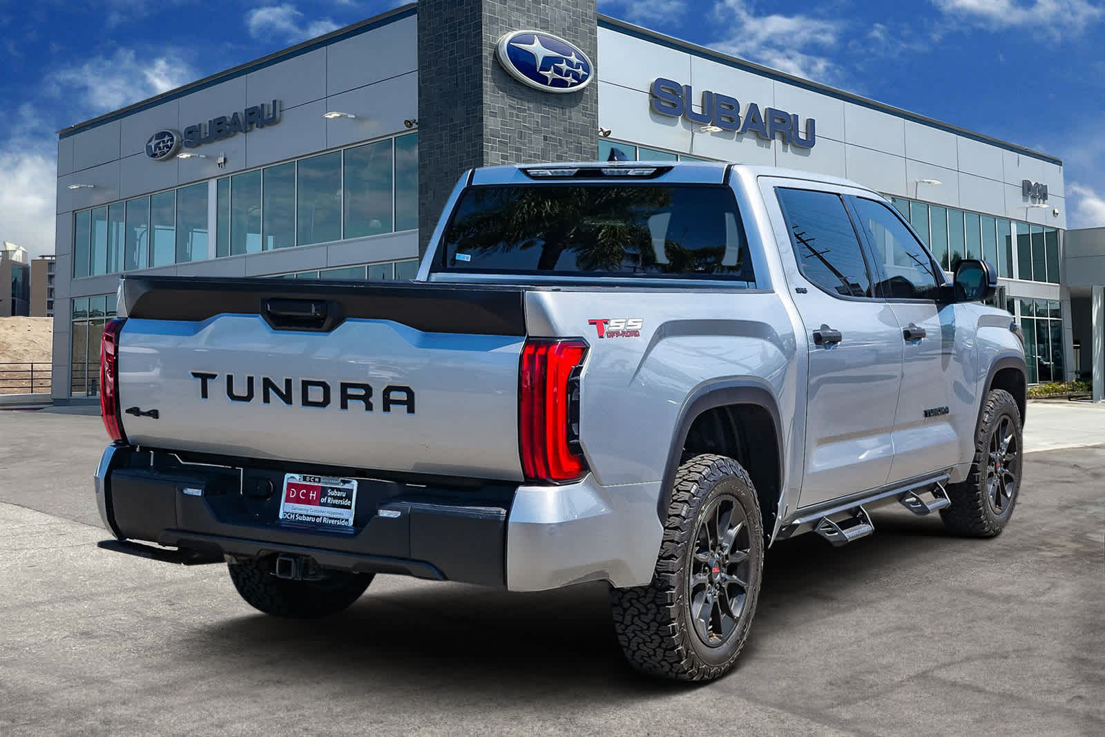Thumbnail: 2023 Toyota Tundra - 4