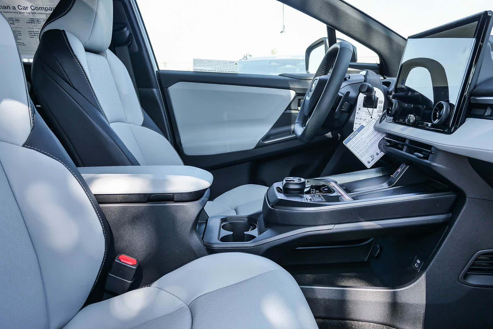 Thumbnail: 2026 Subaru Solterra - 17