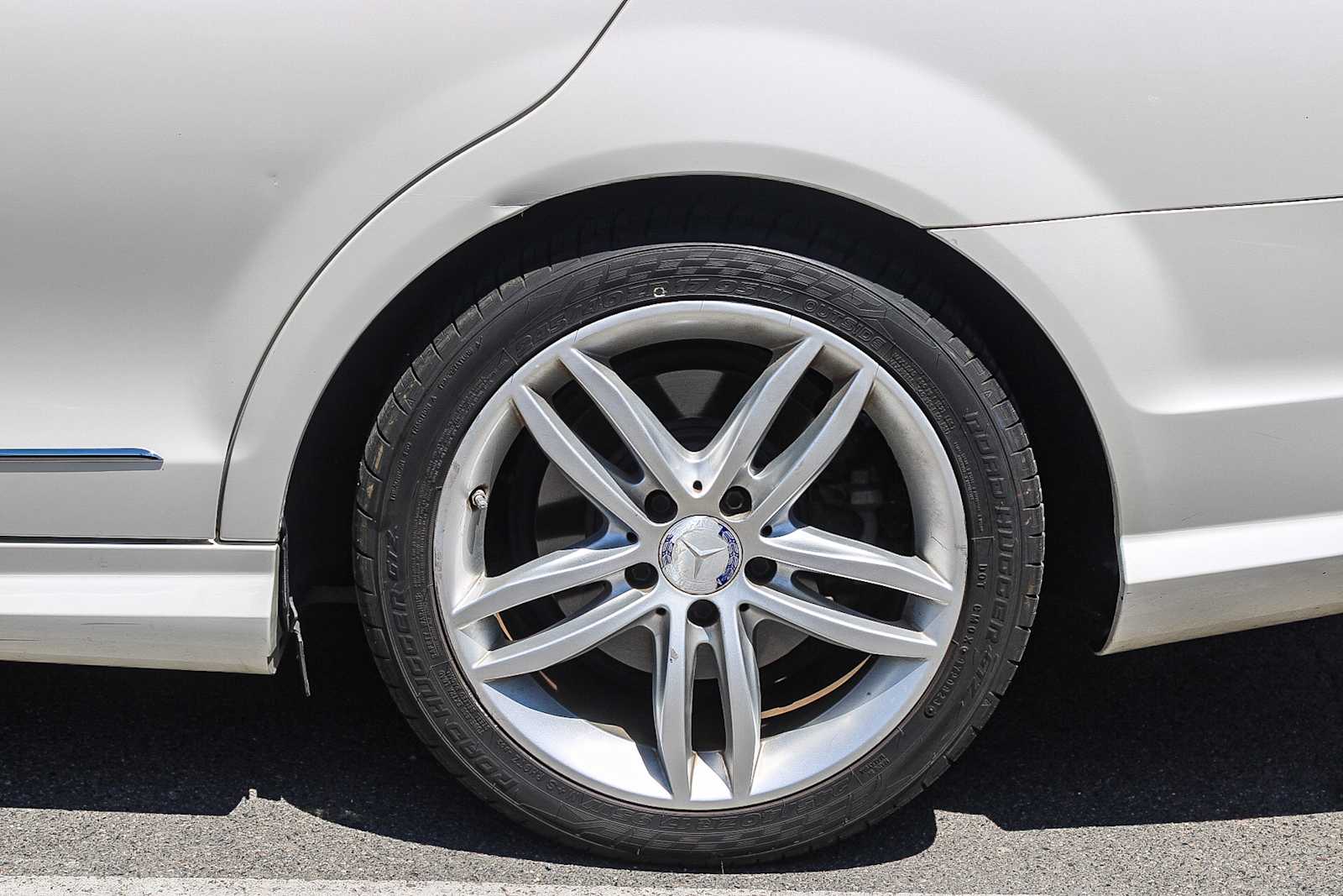Thumbnail: 2014 Mercedes-Benz C-Class - 10