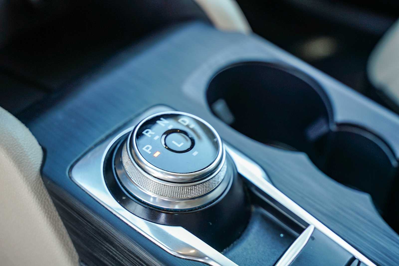 Thumbnail: 2020 Ford Escape - 17