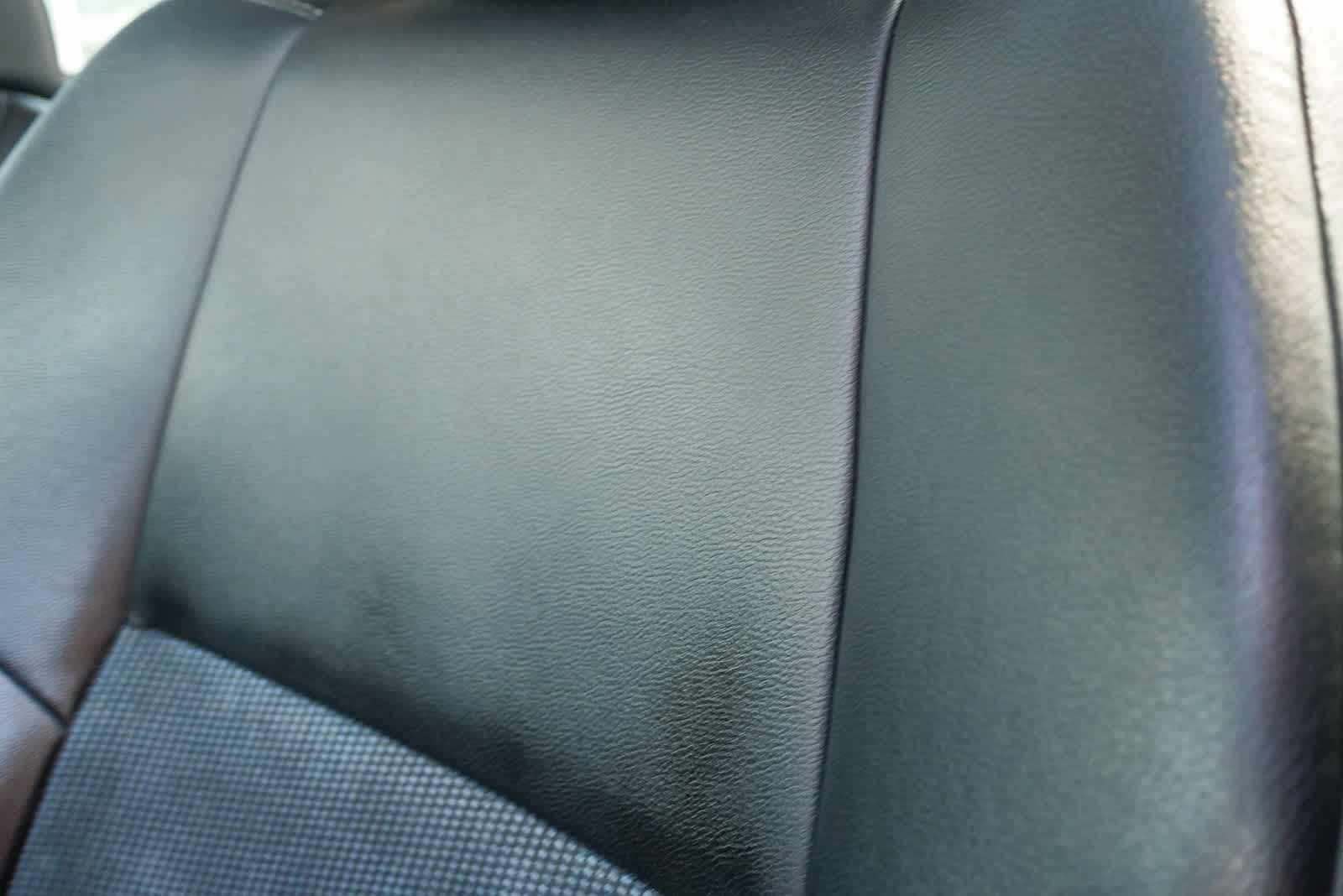 Thumbnail: 2014 Toyota Corolla - 18