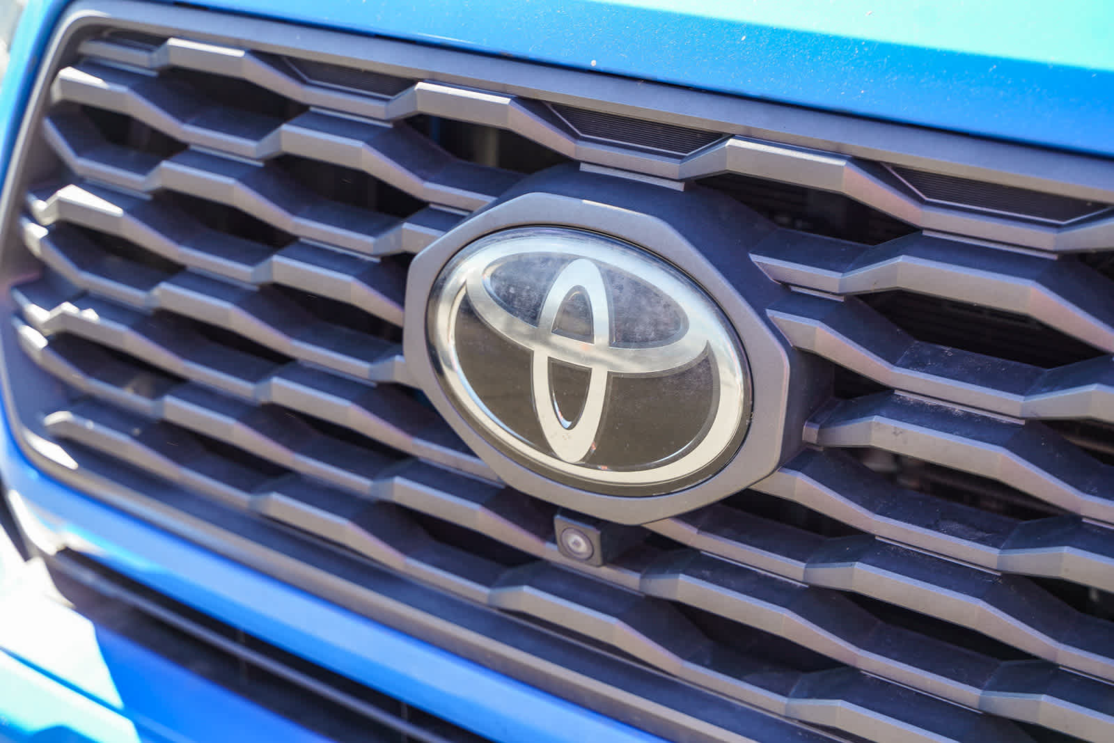 Thumbnail: 2020 Toyota Tacoma - 11