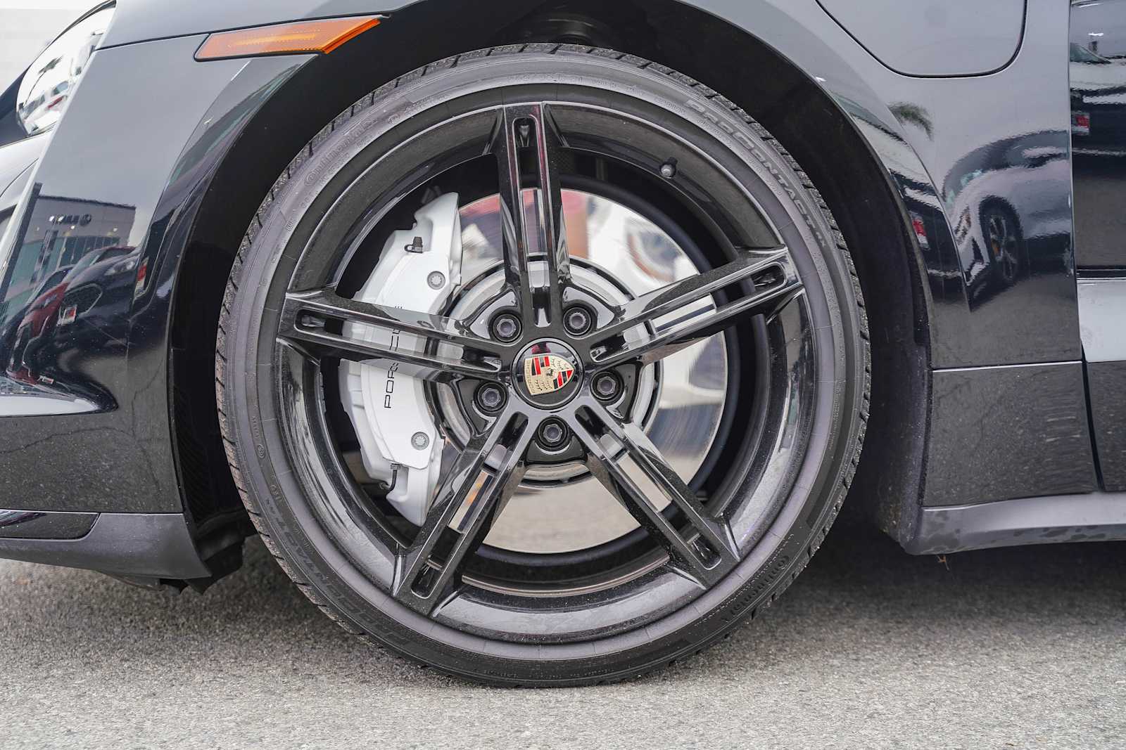 Thumbnail: 2021 Porsche Taycan - 9