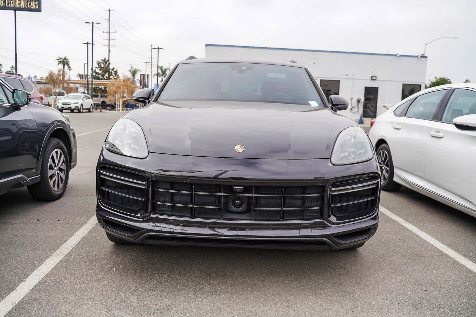 2020 Porsche Cayenne Turbo photo 2