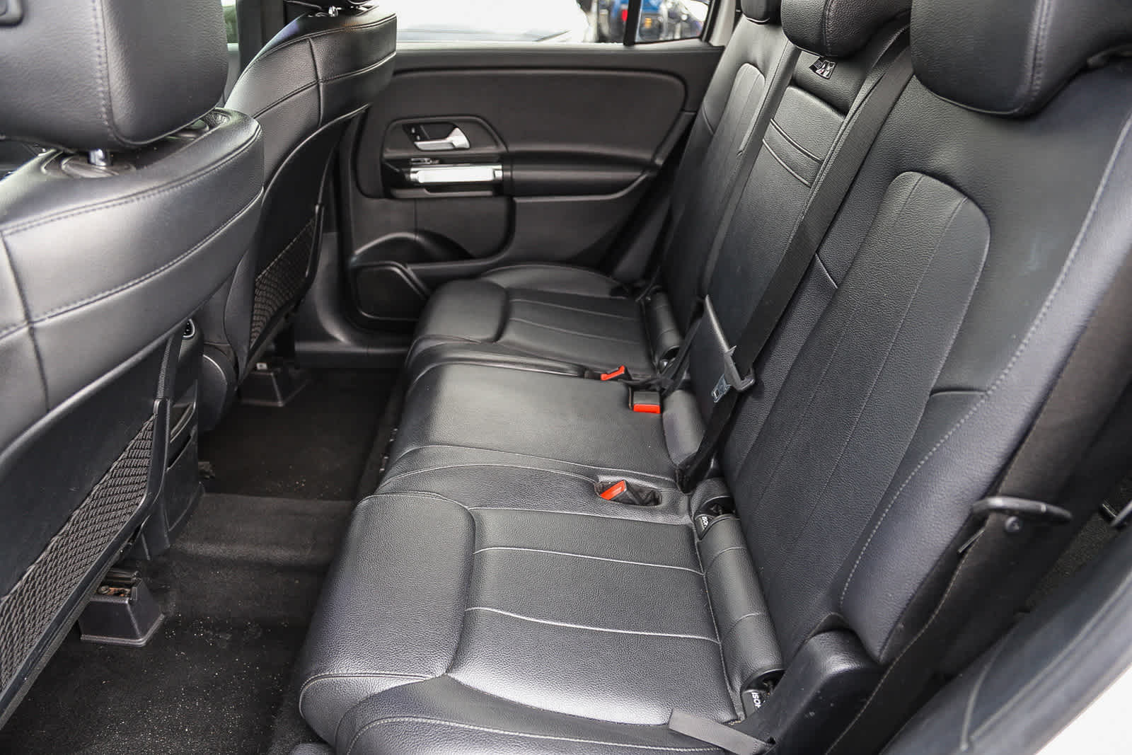 Thumbnail: 2021 Mercedes-Benz GLB - 18