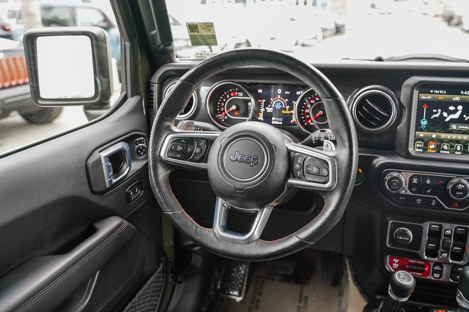 Thumbnail: 2022 Jeep Wrangler - 15