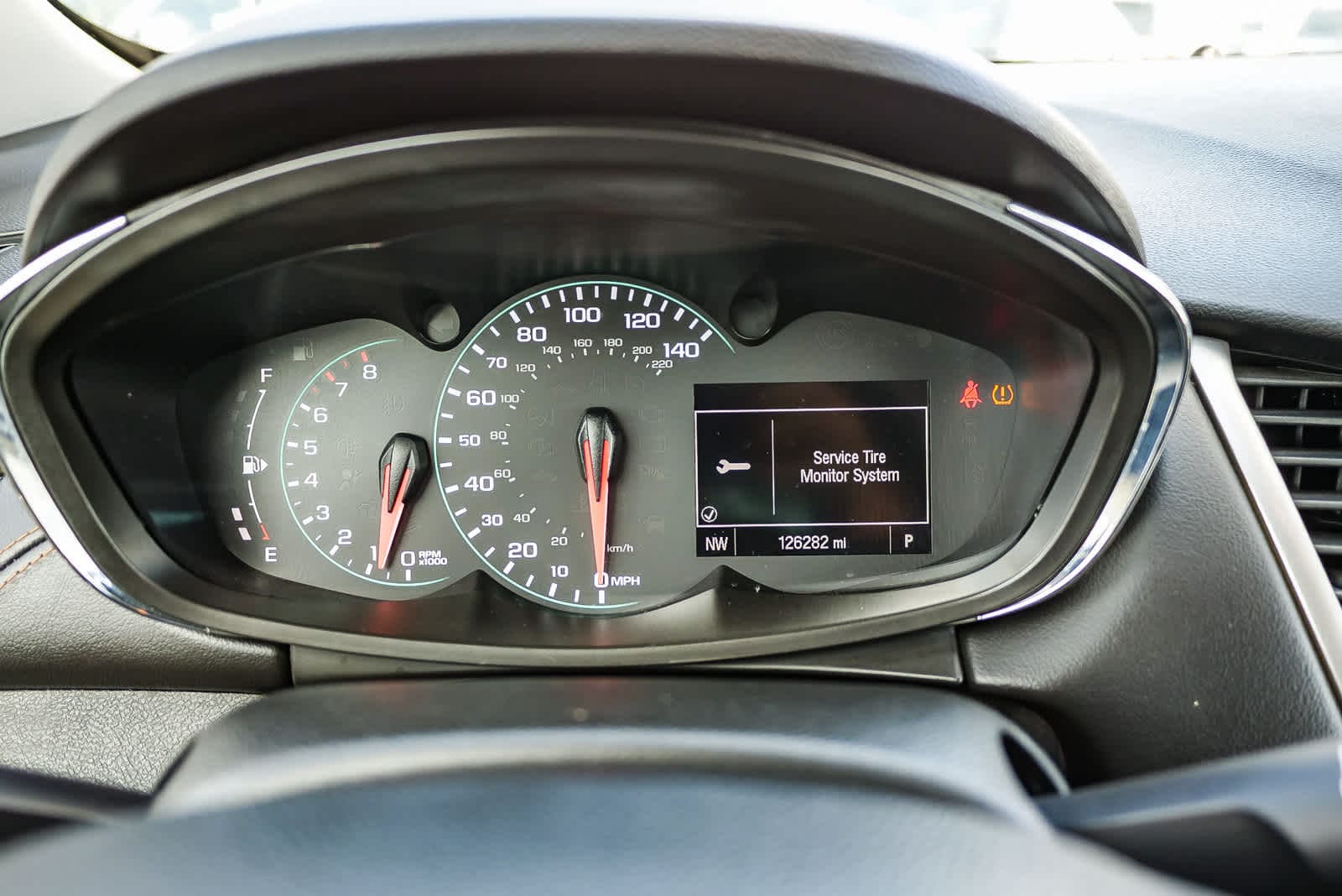 Thumbnail: 2017 Chevrolet Trax - 24